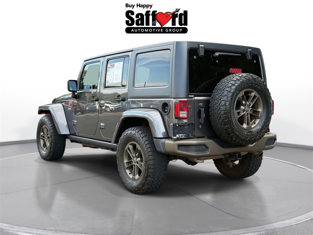 2017 Jeep Wrangler Unlimited Sahara photo 5