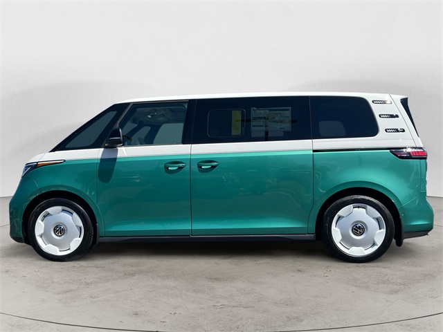 2025 Volkswagen ID. Buzz photo 3