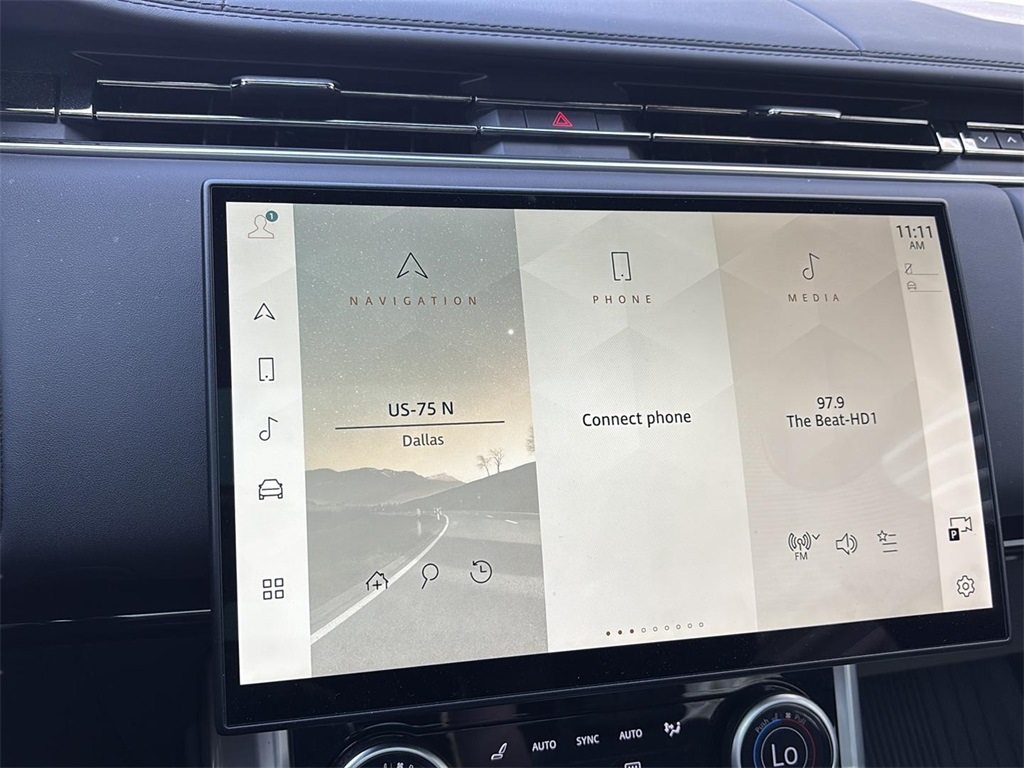 2023 Land Rover Range Rover SE photo 21