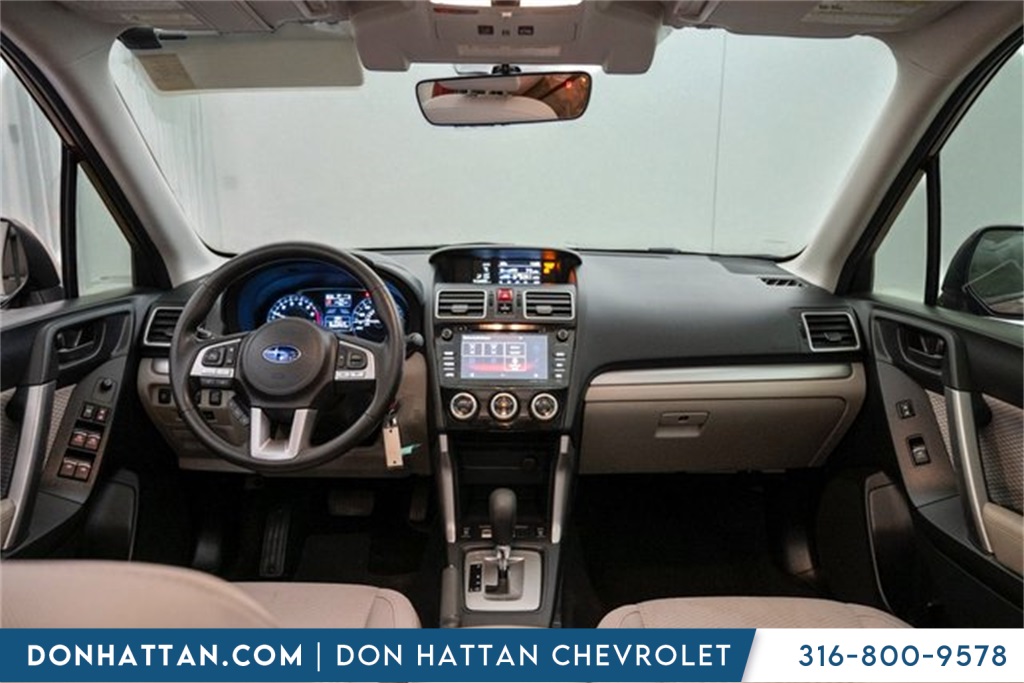 2018 Subaru Forester Premium photo 3