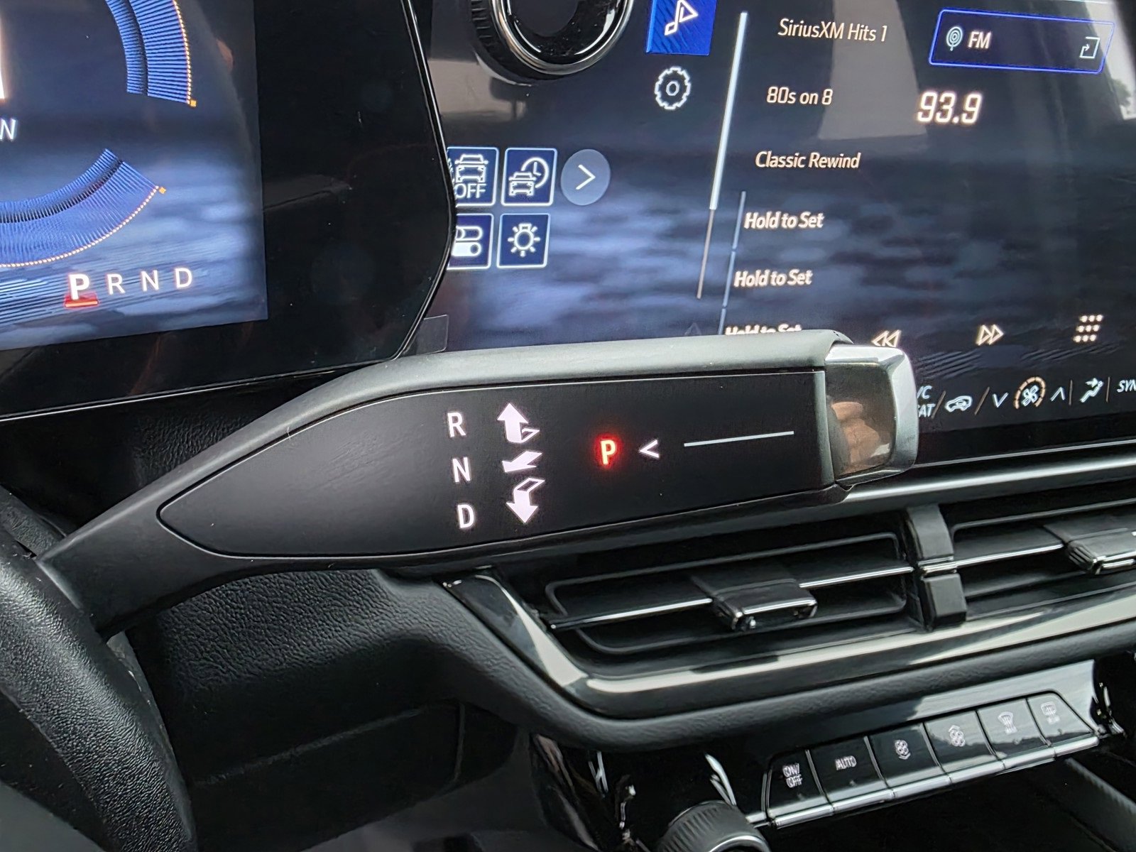 2025 Chevrolet Equinox EV 3RS photo 31