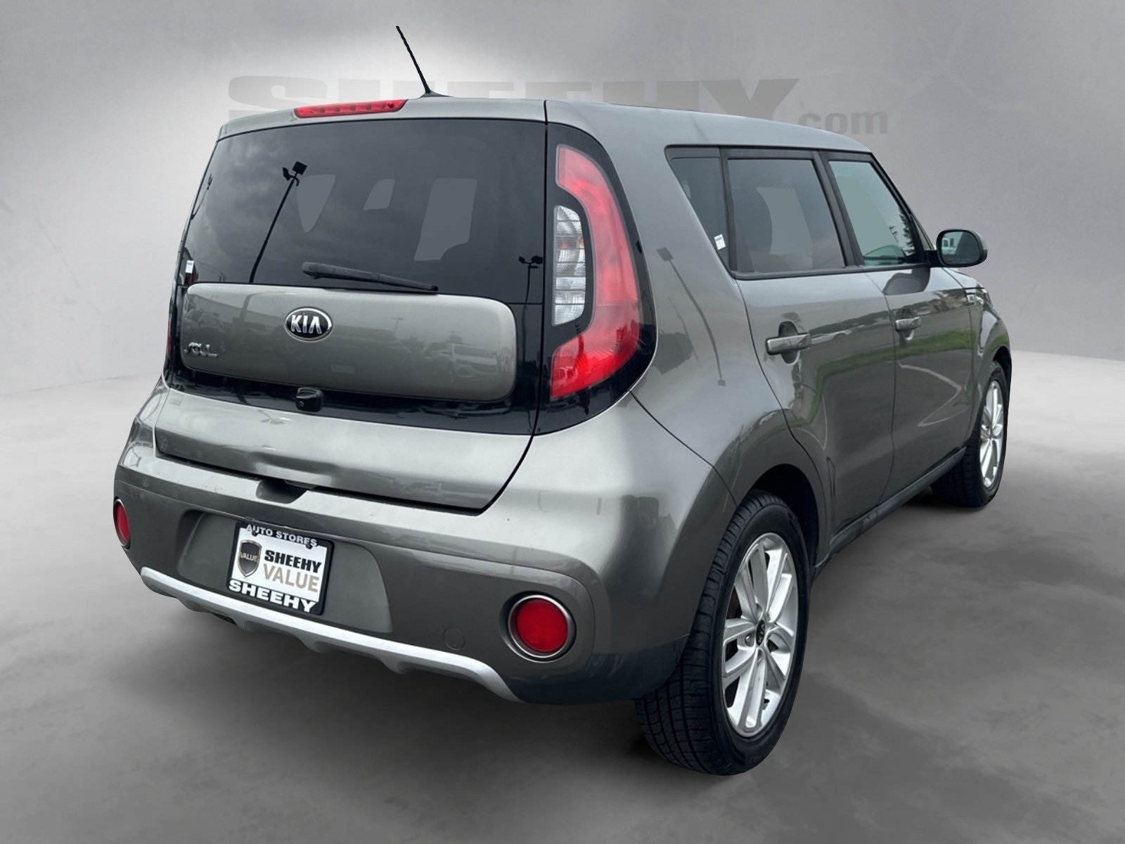 2018 Kia Soul Plus photo 2