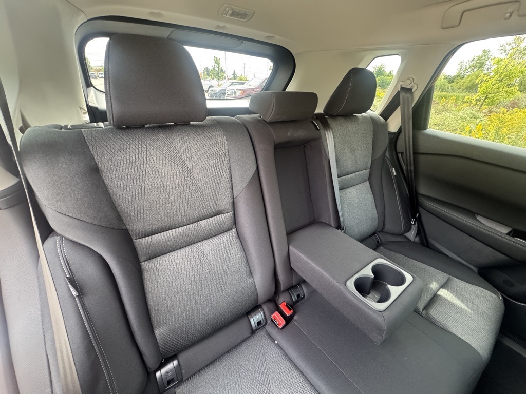 2026 Nissan Rogue SV photo 25