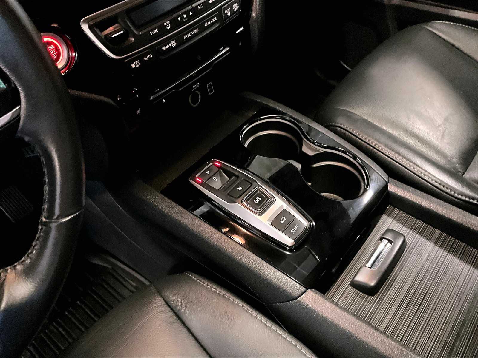 2020 Honda Pilot Touring photo 20