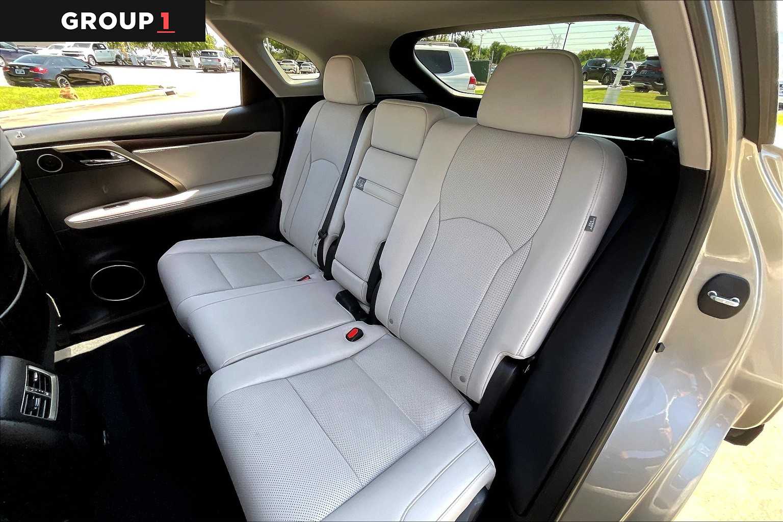 2022 Lexus RX 350 photo 16