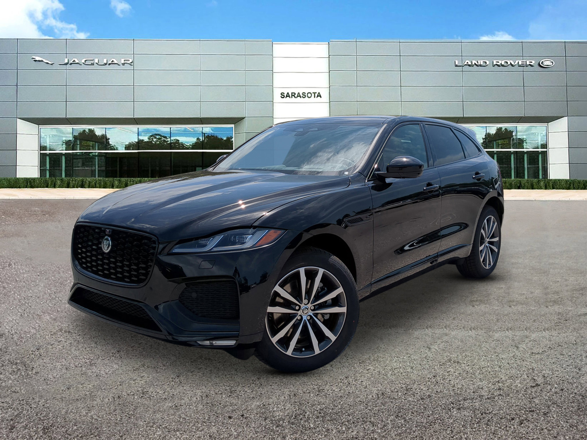 2026 Jaguar F-Pace R-Dynamic S's photo