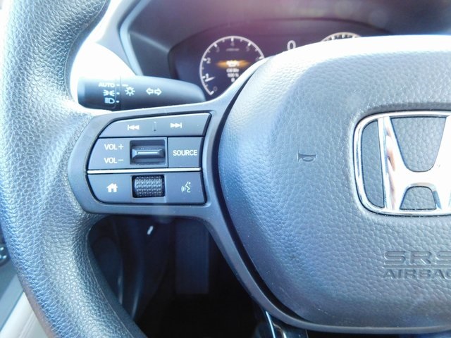 2025 Honda HR-V LX photo 23