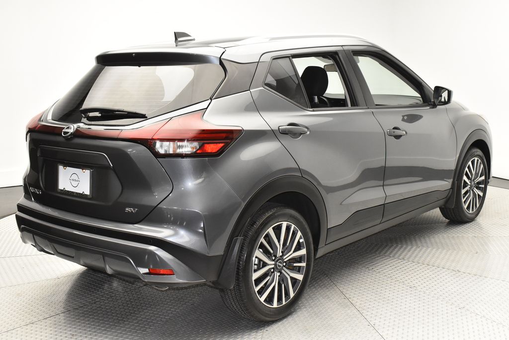 2024 Nissan Kicks SV photo 4