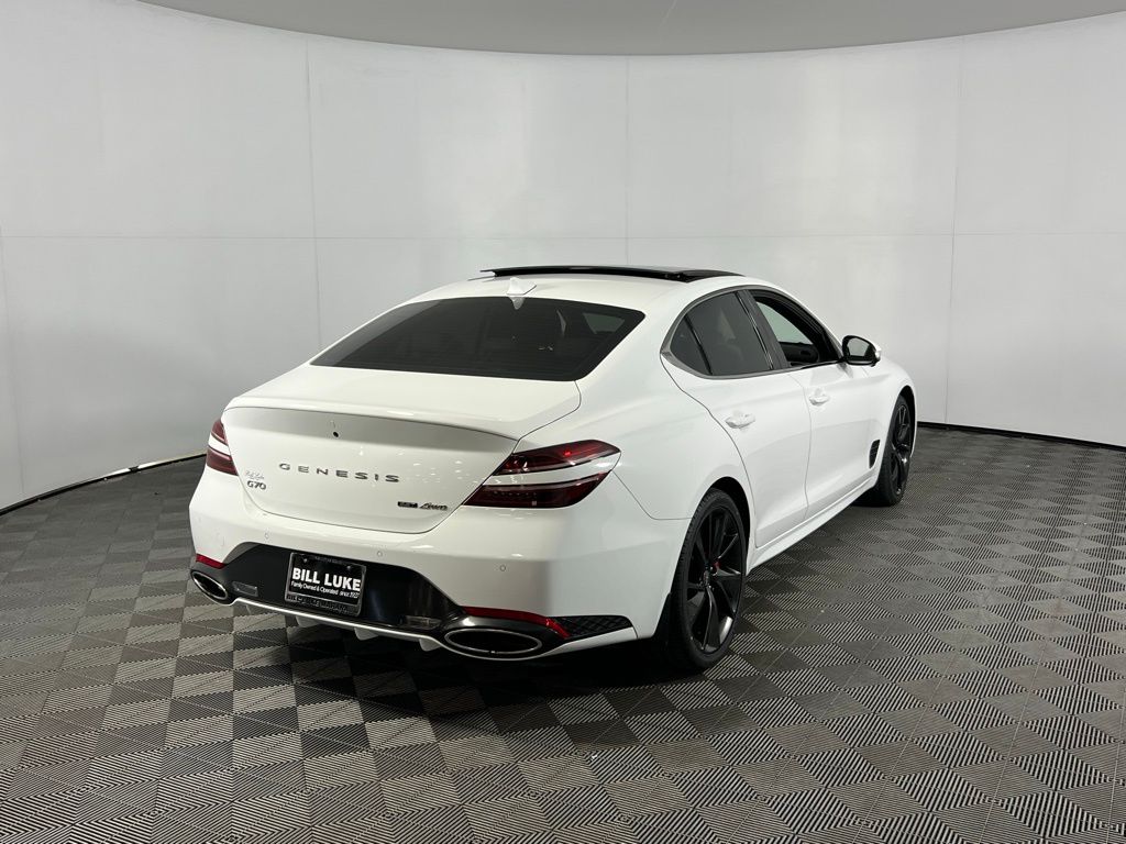2022 Genesis G70 3.3T photo 5