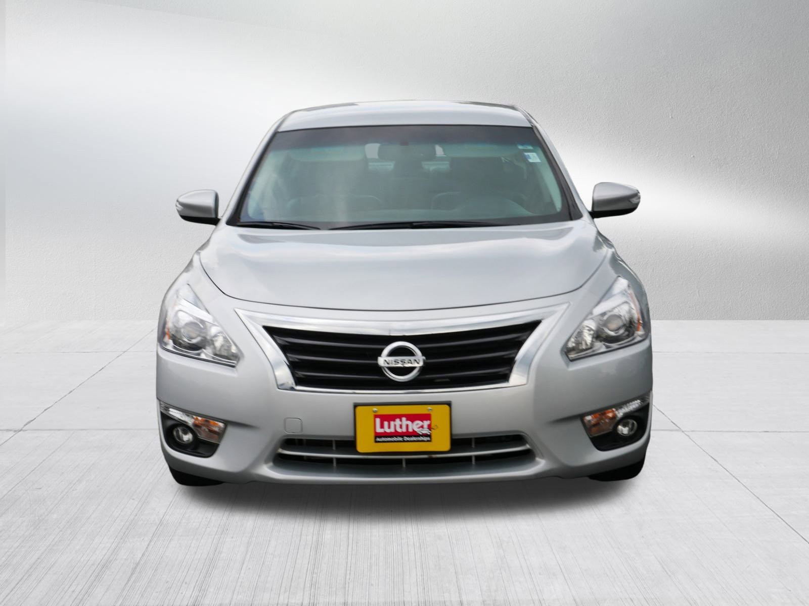 2015 Nissan Altima 2.5 SL photo 2