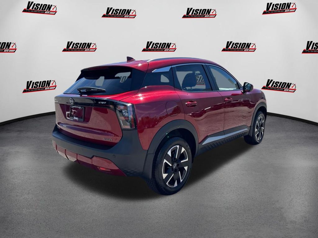 2025 Nissan Kicks SV photo 5