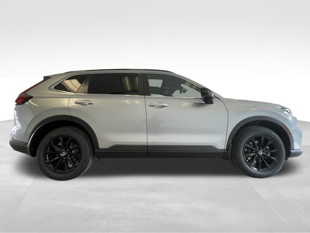 2025 Toyota RAV4 LE photo 5