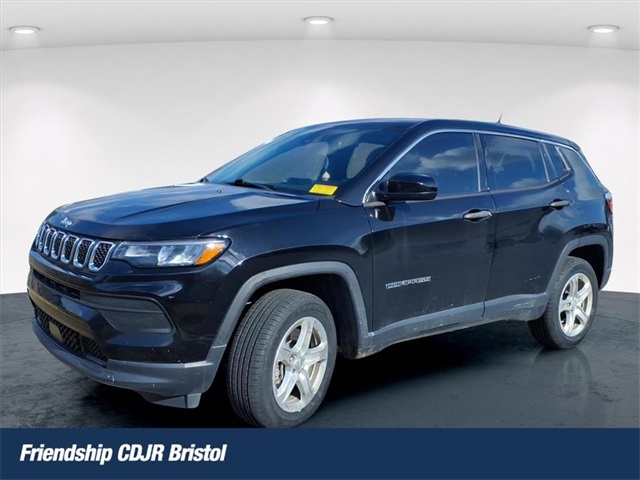 2023 Jeep Compass Sport's photo