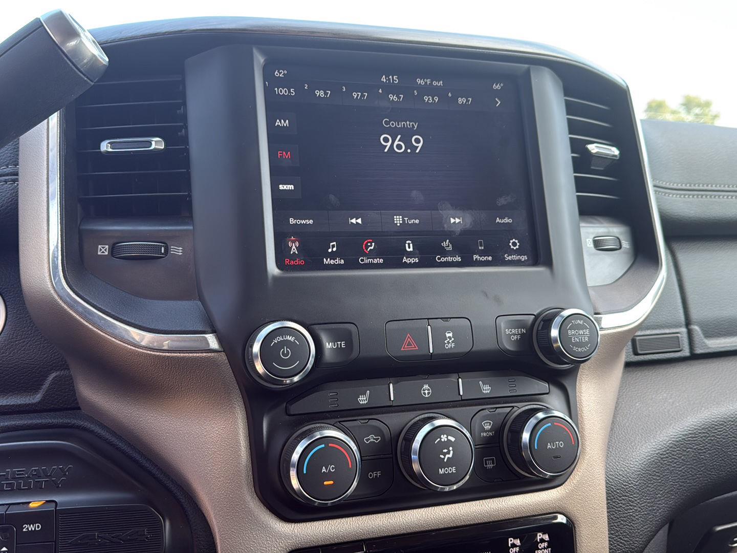 2021 Ram 2500 Laramie photo 8