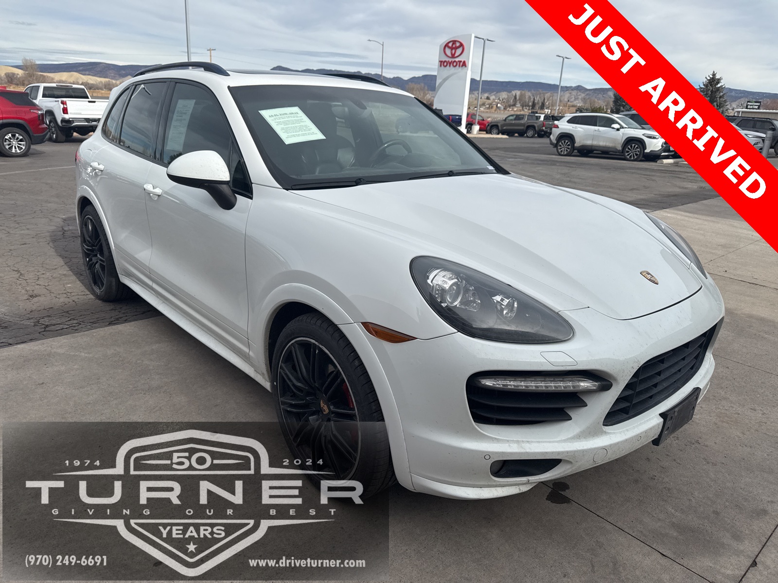 2014 Porsche Cayenne Turbo's photo
