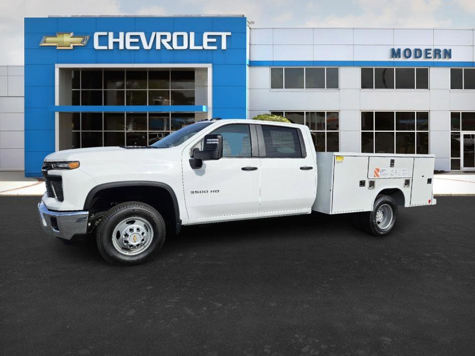 2024 Chevrolet Silverado 3500HD Work Truck's photo