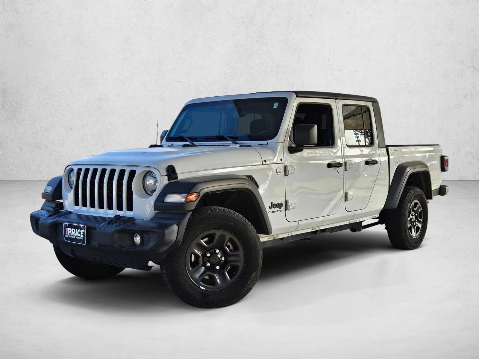 2021 Jeep Gladiator Sport's photo