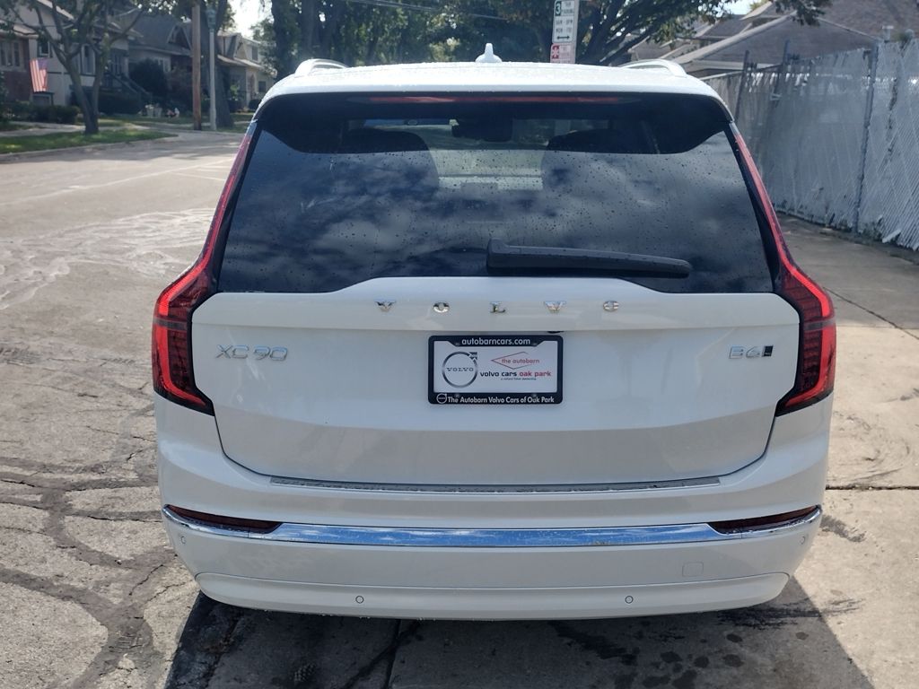 2026 VOLVO XC90 - Image 8