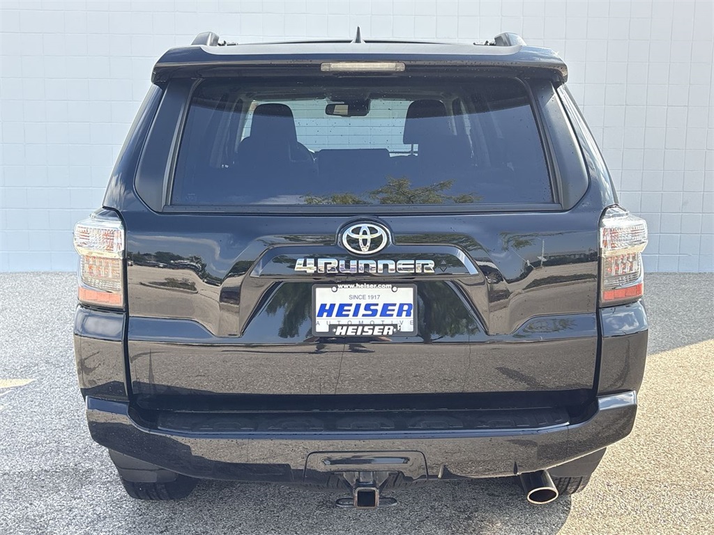 2021 Toyota 4Runner SR5 Premium photo 12