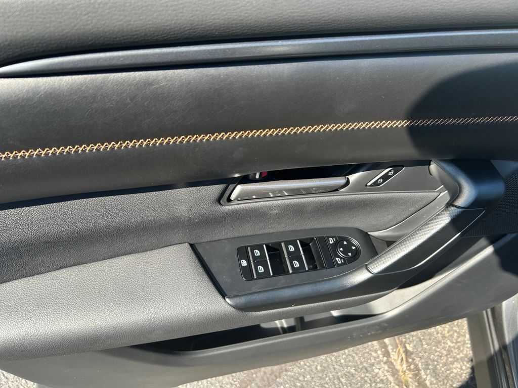 2025 Mazda CX-50 Premium photo 12