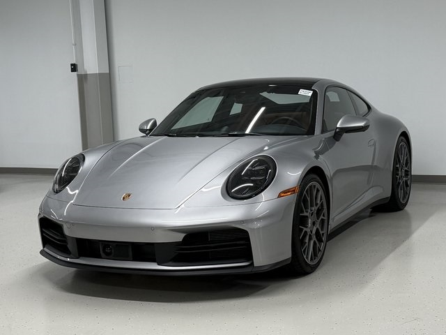 2025 Porsche 911 T's photo