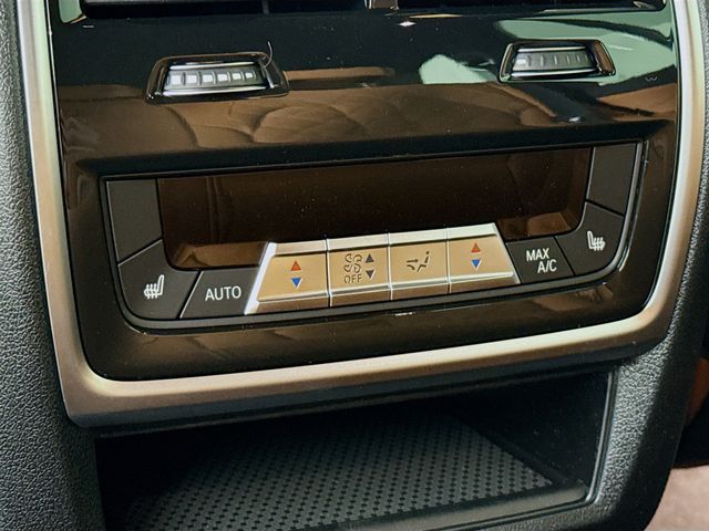 2026 Bmw X5 xDrive50e photo 23