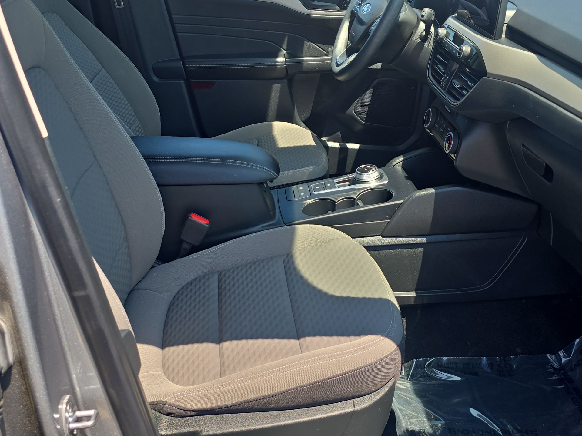 2022 Ford Escape SE photo 52