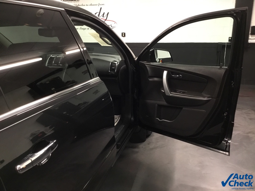 2010 Gmc Acadia photo 38