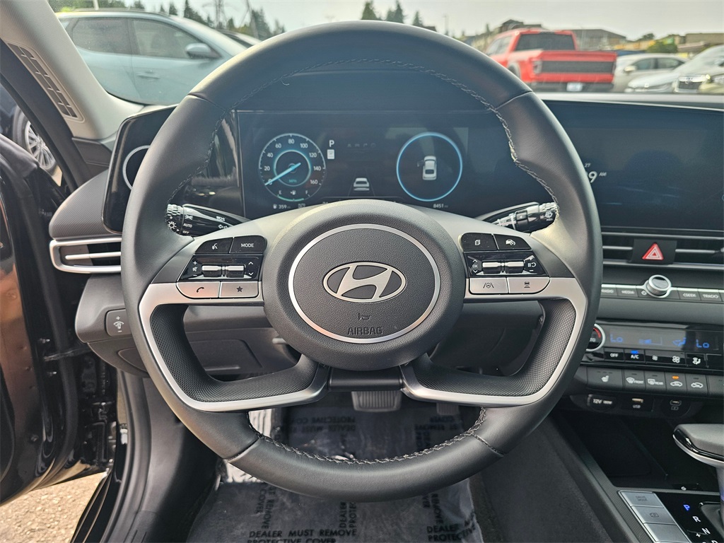 2024 Hyundai Elantra SEL Convenience photo 26