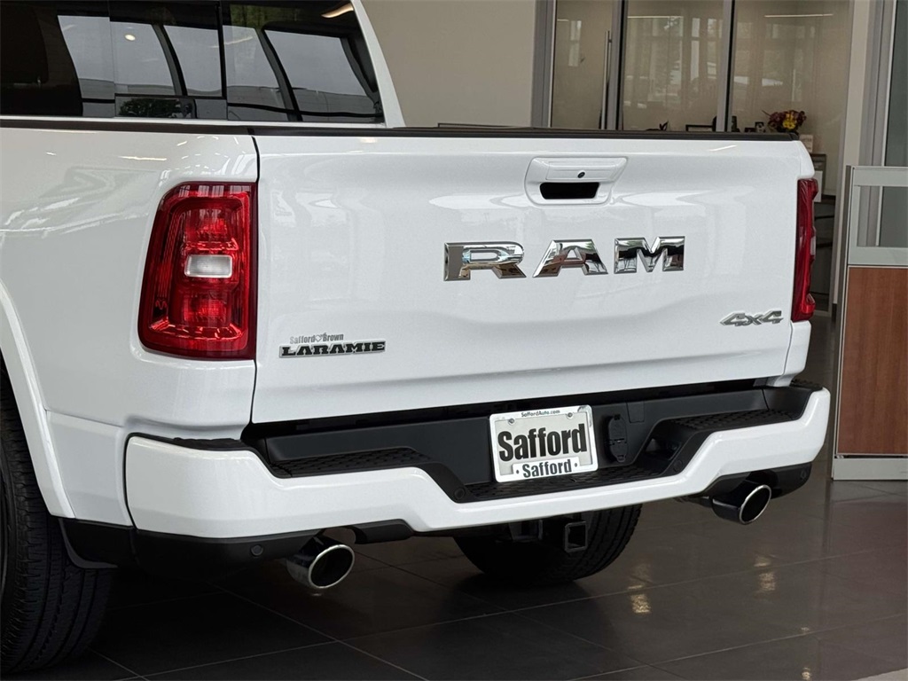 2025 Ram 1500 Laramie photo 11