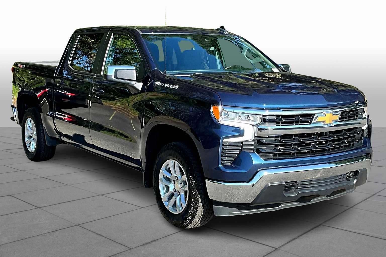 2023 Chevrolet Silverado 1500 LT photo 4