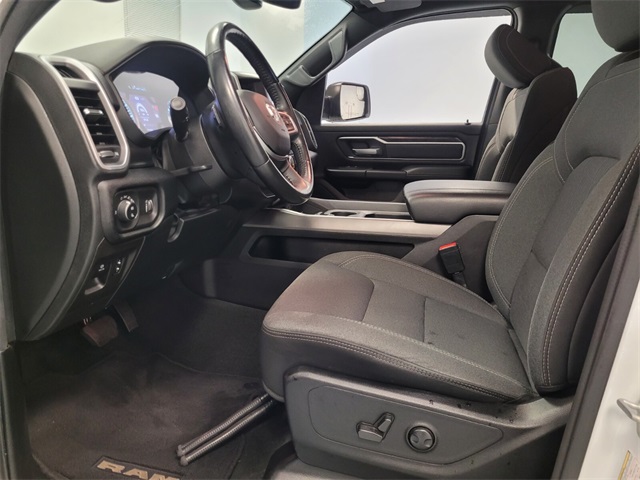 2022 Ram 1500 Big Horn Night Edition photo 4