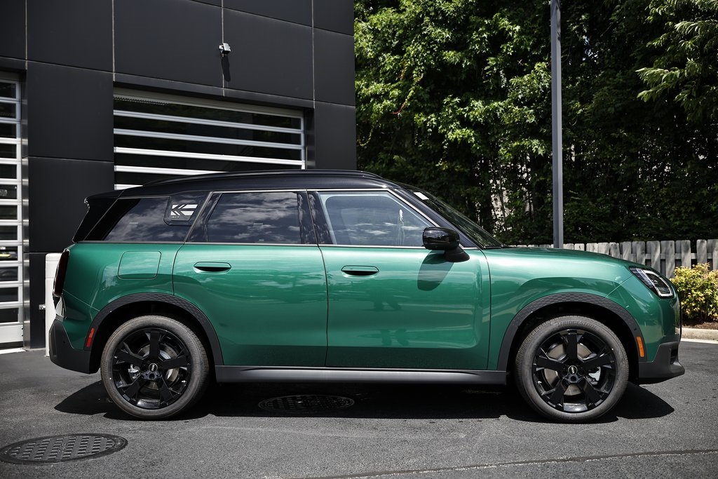 2025 Mini Countryman S ALL4 photo 2