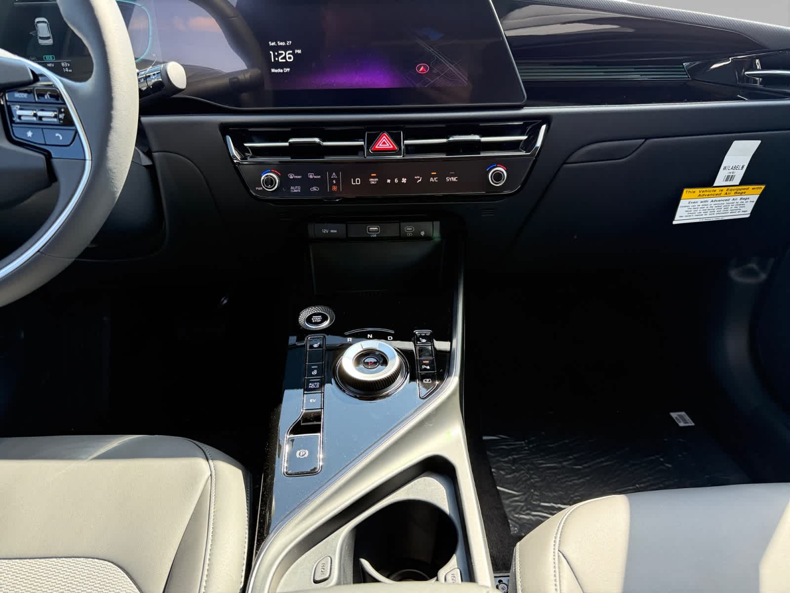 2025 Kia Niro Plug-In Hybrid EX photo 11