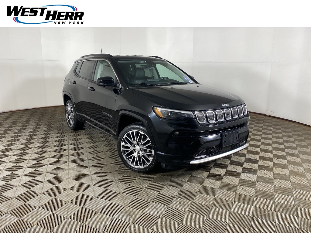 2022 Jeep Compass Limited's photo