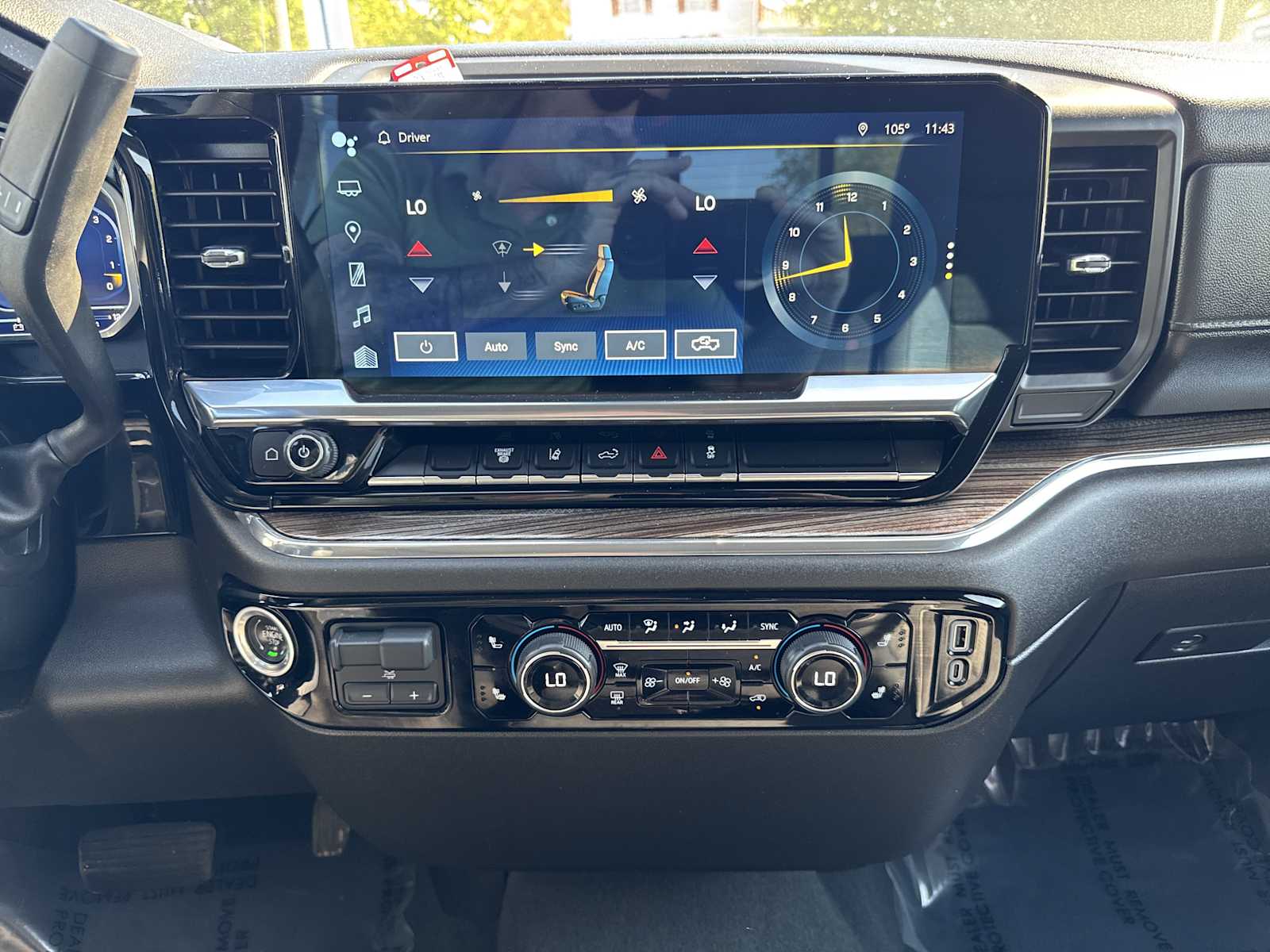 2024 Chevrolet Silverado 3500HD LT photo 32