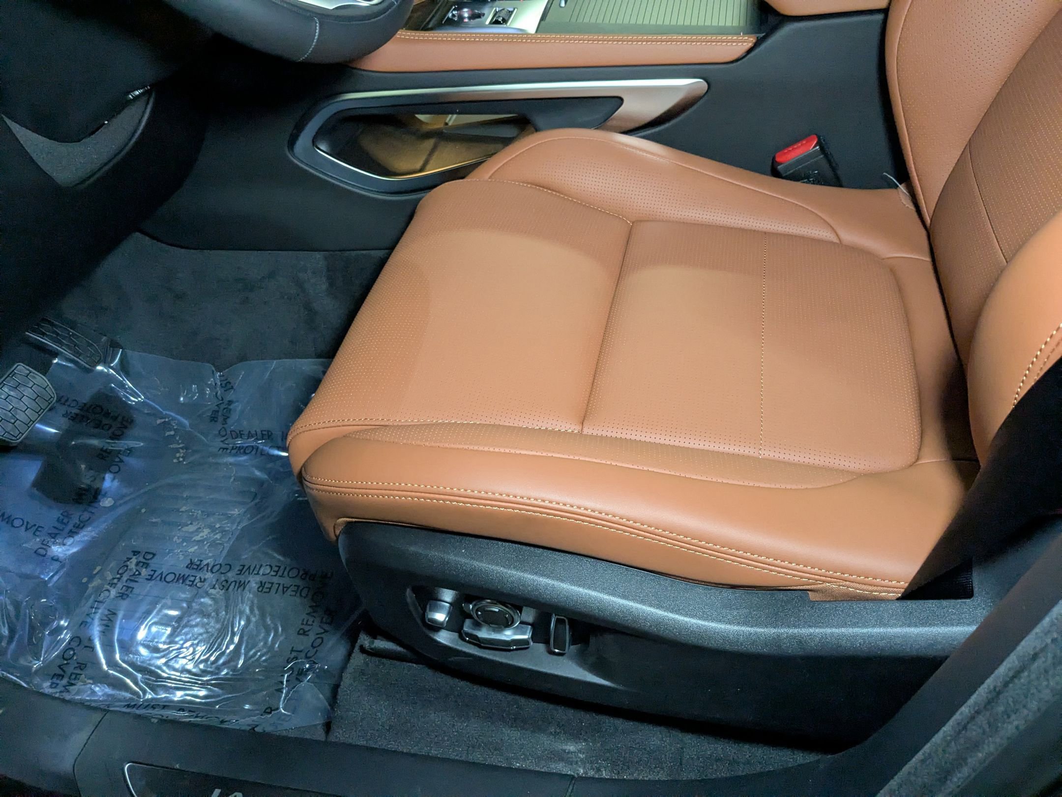 2026 Jaguar F-PACE P250 R-Dynamic S photo 4