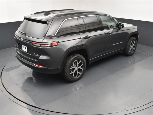 2025 Jeep Grand Cherokee Limited photo 18