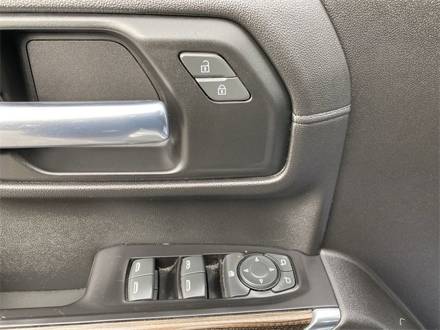 2020 Chevrolet Silverado 1500 LT photo 4