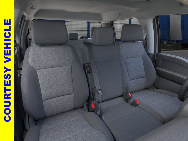 2025 Ford F-250 photo 9