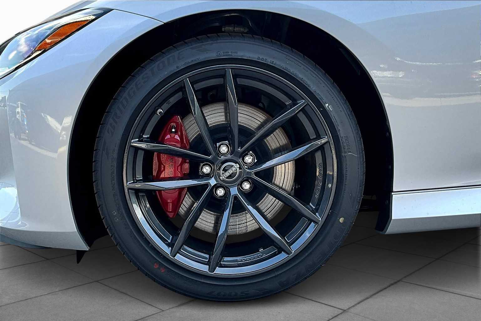2025 Nissan Z Performance photo 9