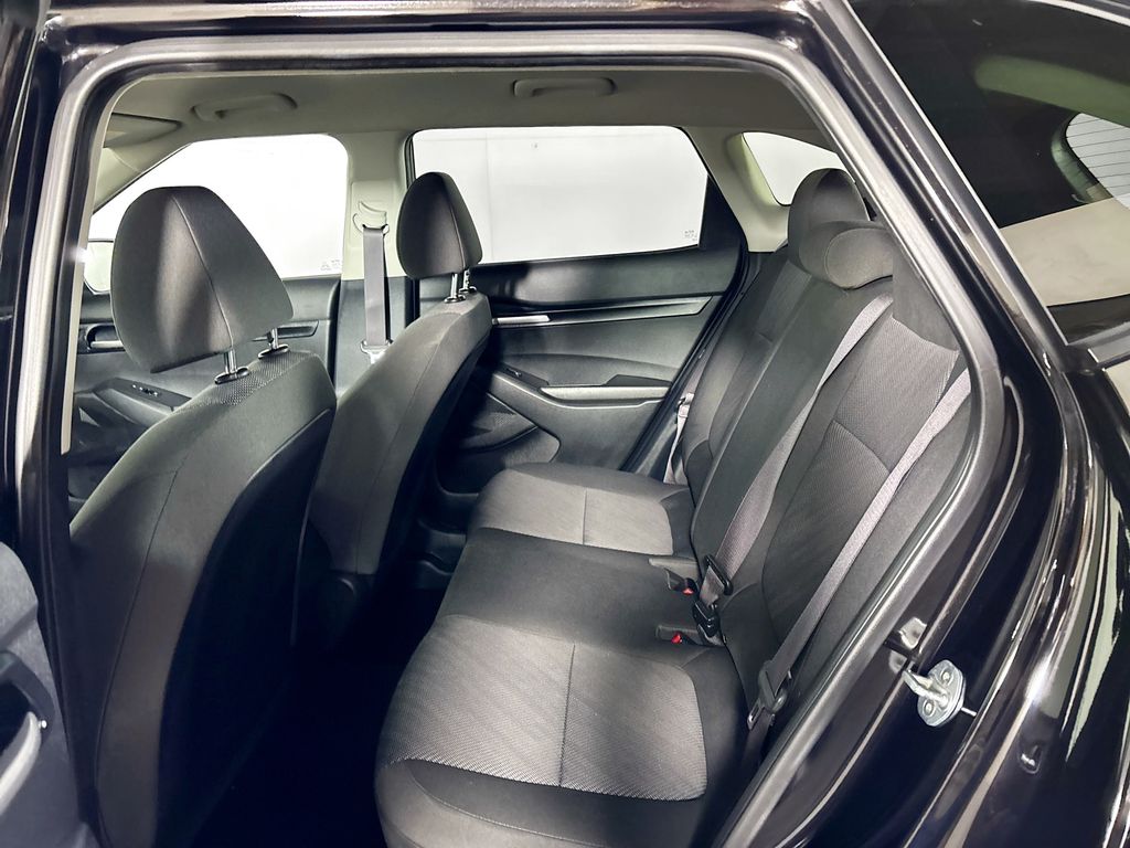 2021 Kia Seltos LX photo 18