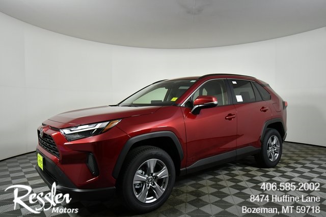 2025 Toyota RAV4 XLE's photo