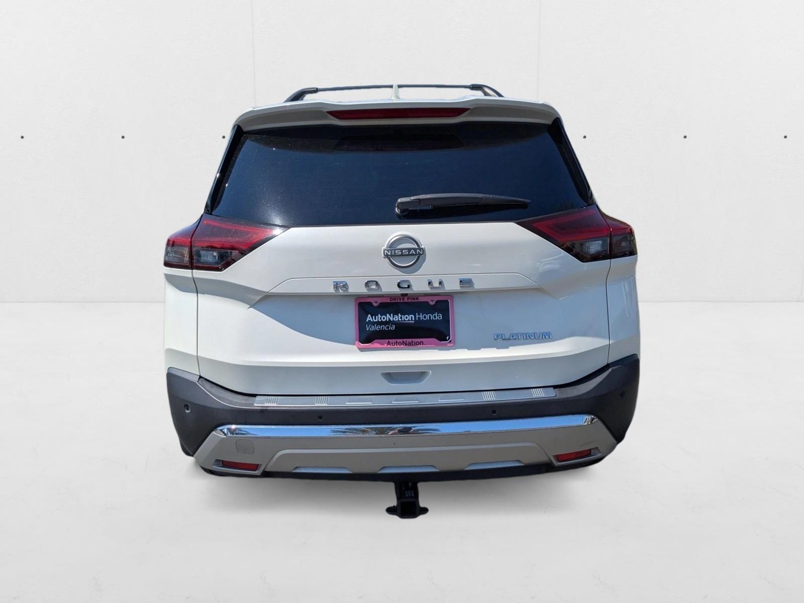 2022 Nissan Rogue Platinum photo 3