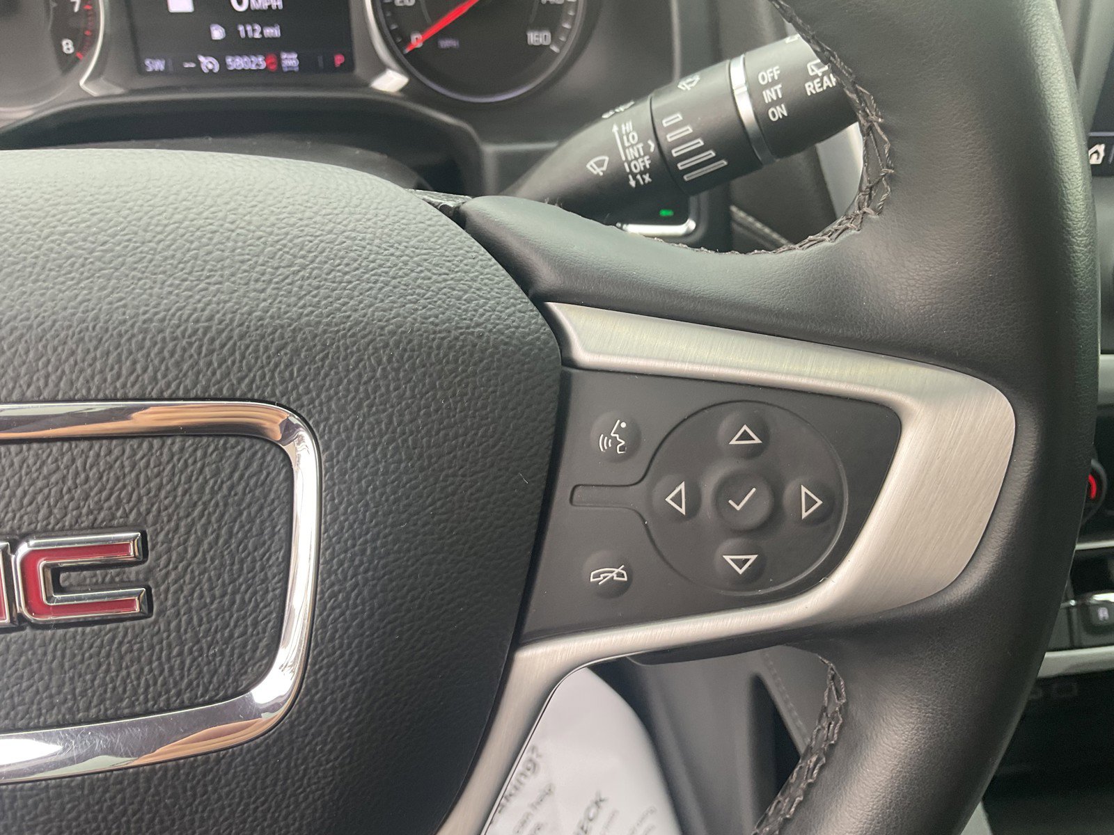 2023 Gmc Acadia SLT photo 17