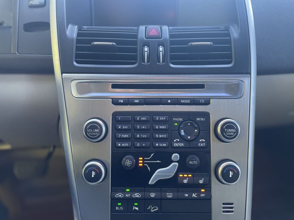 2010 Volvo XC60 T6 photo 15