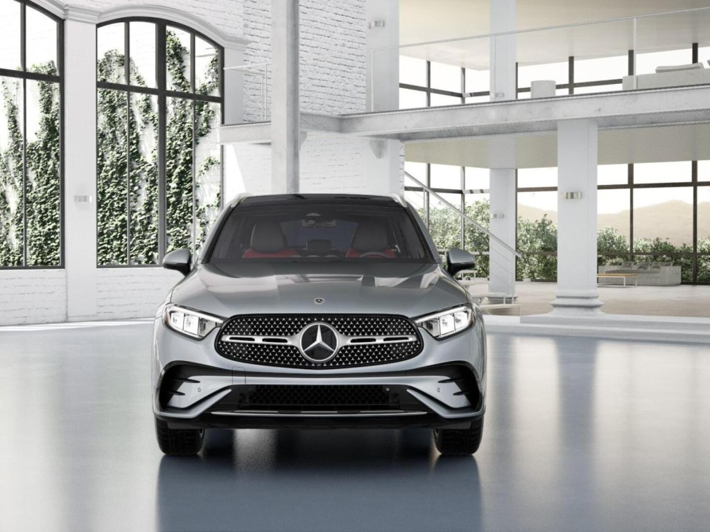 2026 Mercedes Benz GLC 300 photo 7