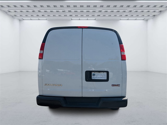 2023 Gmc Savana 2500 photo 4