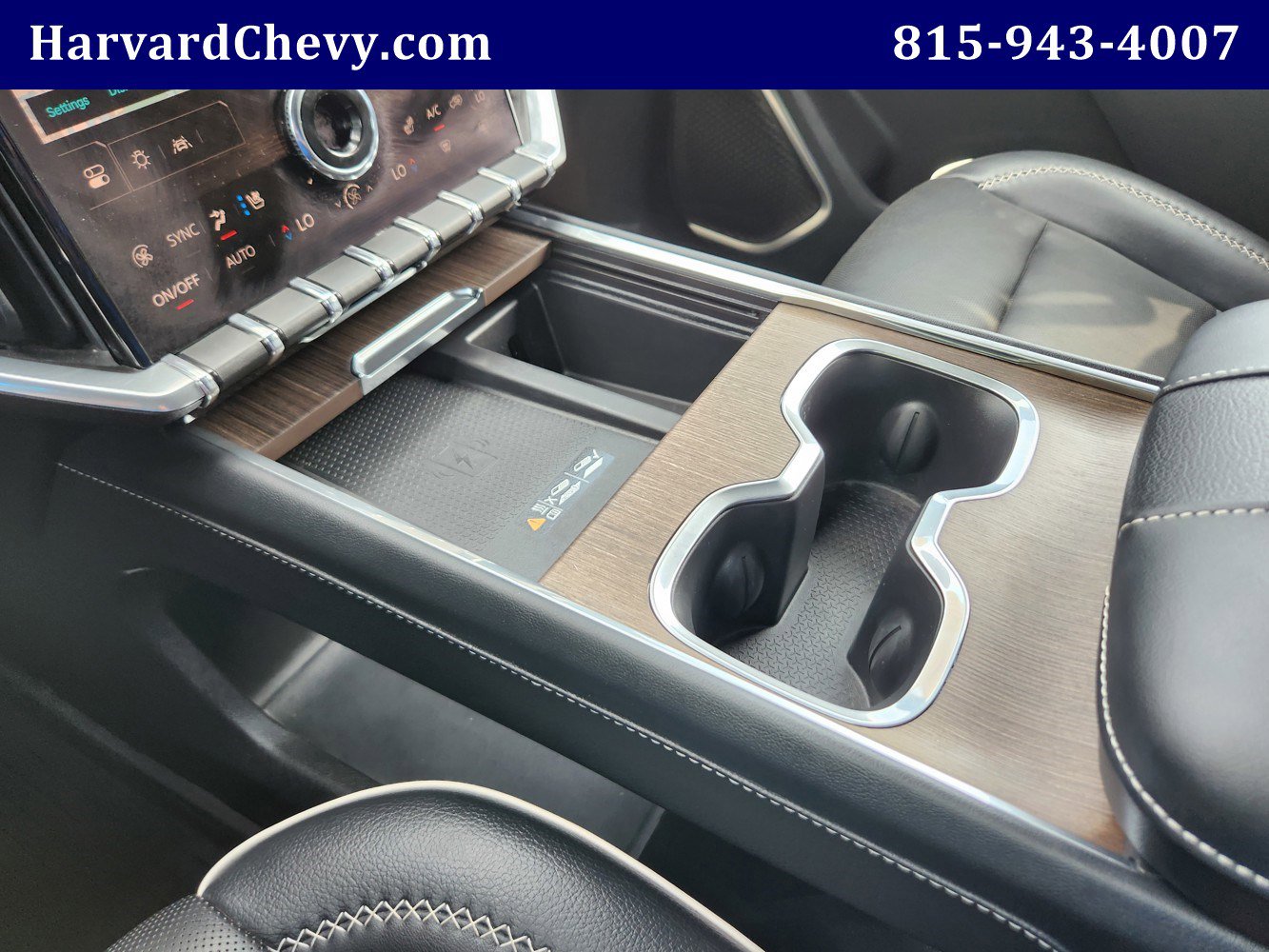 2024 Gmc Acadia Denali photo 10