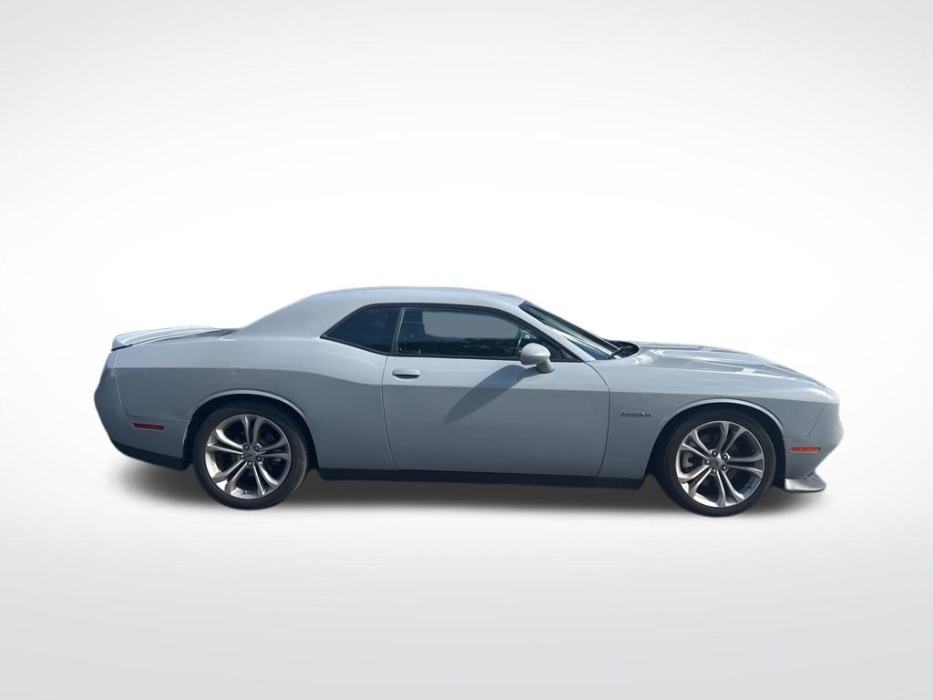 2022 Dodge Challenger R/T photo 3